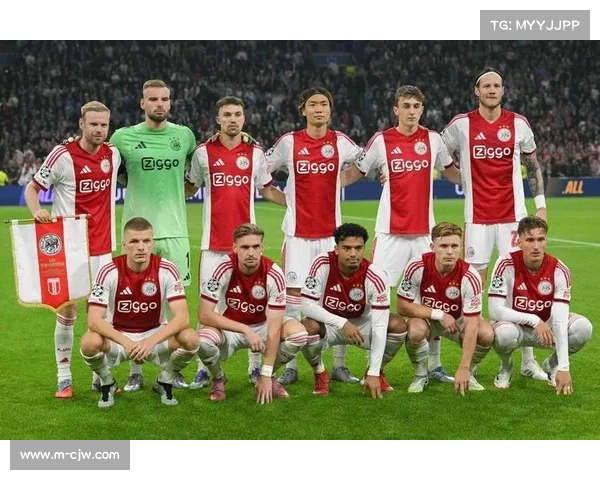 科隆与圣保利上半场战成一比一平，保级六分战悬念留至下半场